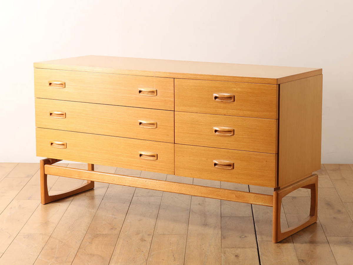 Lloyd's Antiques Real Antique
G-Plan Double Chest Of Drawers / ロイズ・アンティークス イギリスアンティーク家具
ジープラン ダブルチェスト （収納家具 > チェスト・箪笥） 1