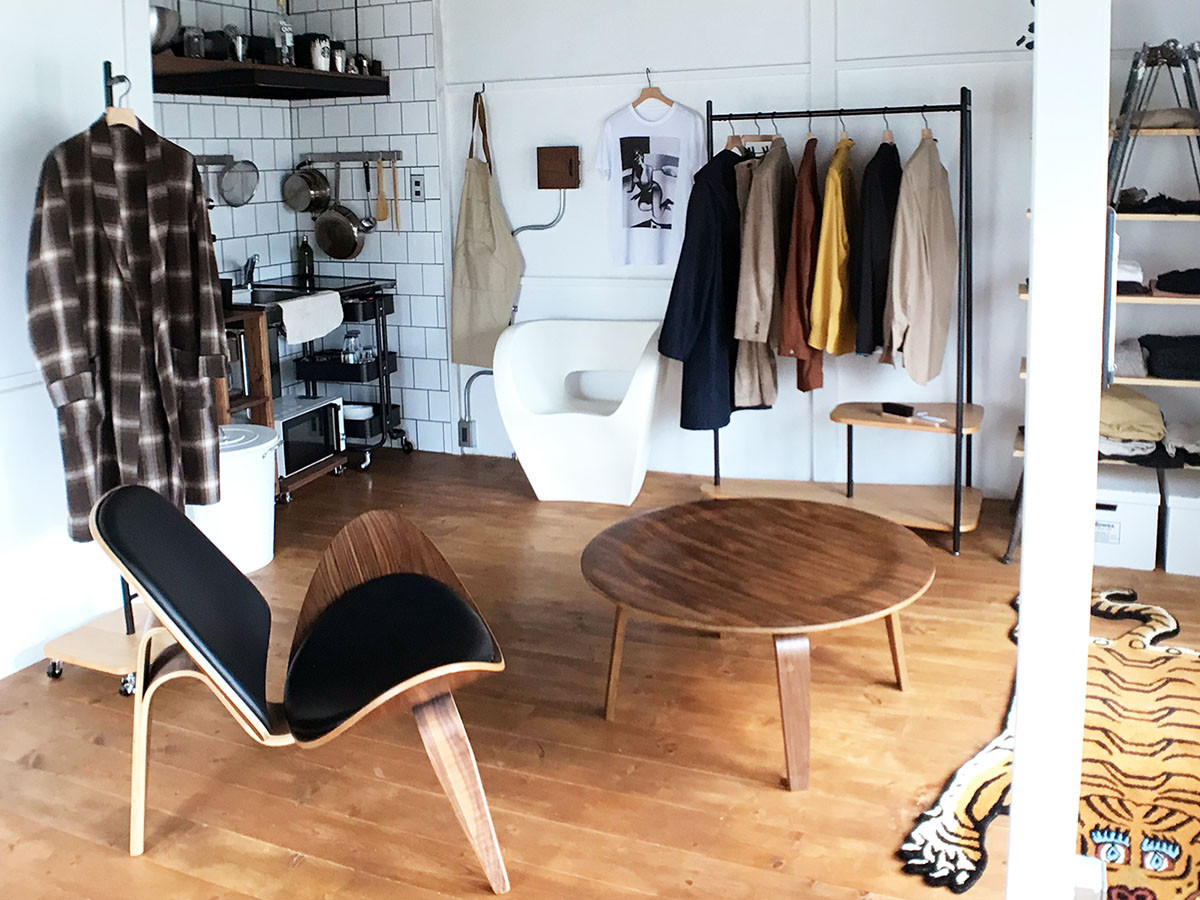 【美品】【FLYMEe】スリーレッグハンガーラック FLYMEe Parlor THREE LEGGED HANGER RACK / フライミーパーラー