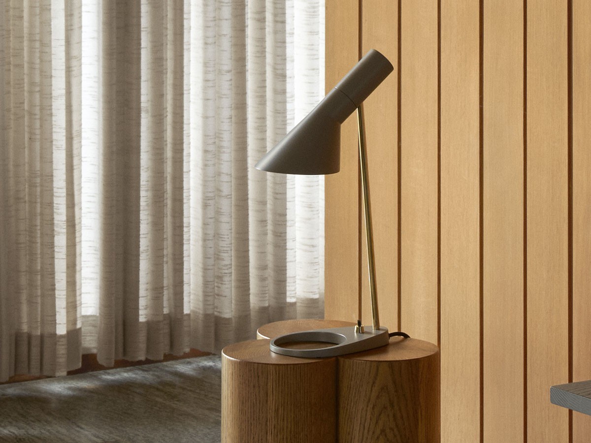 Louis Poulsen AJ Mini Table / ルイスポールセン AJ ミニ テーブル 真鍮ポリッシュ （ライト・照明 > テーブルランプ） 14