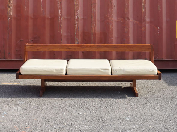 RE : Store Fixture UNITED ARROWS LTD. Sofa Bench 3 seater / リ ストア フィクスチャー ユナイテッドアローズ ソファベンチ 3人掛け （チェア・椅子 > ベンチ） 1