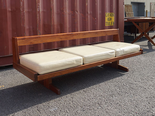 RE : Store Fixture UNITED ARROWS LTD. Sofa Bench 3 seater / リ ストア フィクスチャー ユナイテッドアローズ ソファベンチ 3人掛け （チェア・椅子 > ベンチ） 2