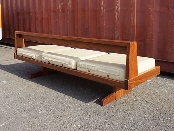 RE : Store Fixture UNITED ARROWS LTD. Sofa Bench 3 seater / リ ストア フィクスチャー ユナイテッドアローズ ソファベンチ 3人掛け （チェア・椅子 > ベンチ） 5