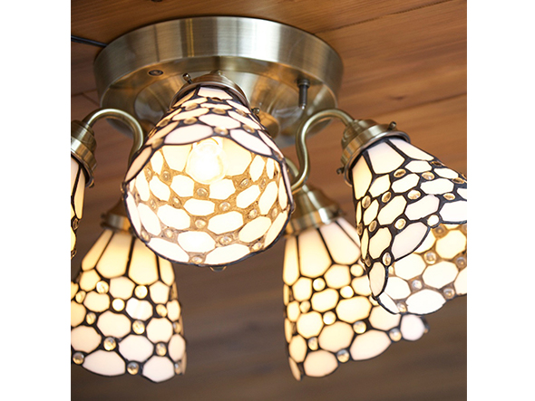 CUSTOM SERIES
5 Ceiling Lamp × Stained Glass Helm / カスタムシリーズ
5灯シーリングランプ × ステンドグラス（ヘルム） （ライト・照明 > シーリングライト） 4