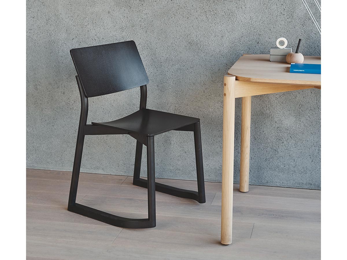KARIMOKU NEW STANDARD PANORAMA CHAIR
with RUNNERS / カリモクニュースタンダード パノラマチェア ウィズランナーズ （チェア・椅子 > ダイニングチェア） 10
