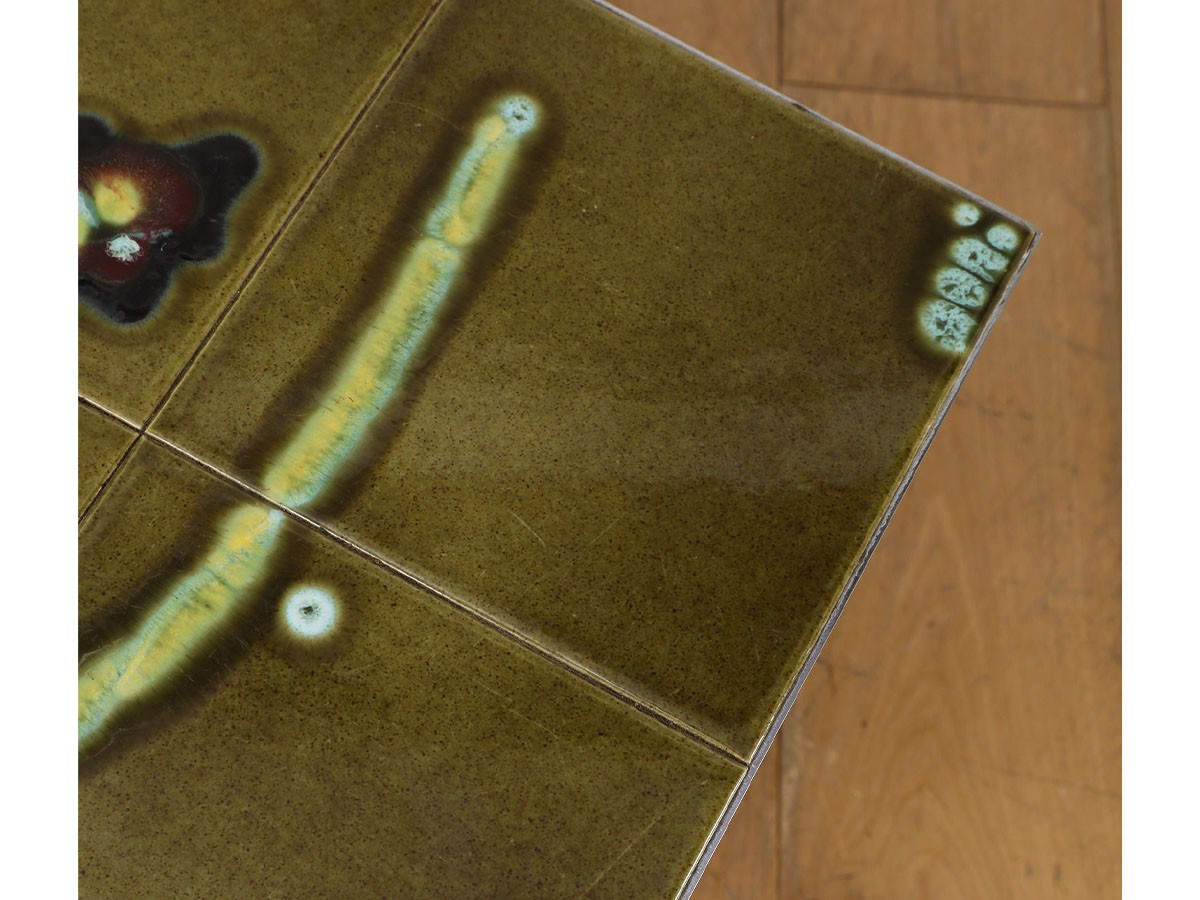 Lloyd's Antiques Real Antique 
Tile Top Coffee Table / ロイズ・アンティークス ベルギーアンティーク家具
タイルトップコーヒーテーブル （テーブル > ローテーブル・リビングテーブル・座卓） 12