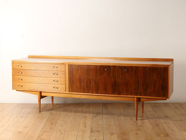 Lloyd's Antiques Real Antique Robert Heritage Sideboard / ロイズ 