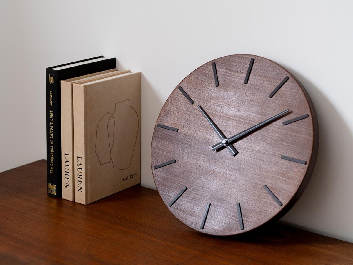 FLYMEe Vert&nbsp;Wall Clock