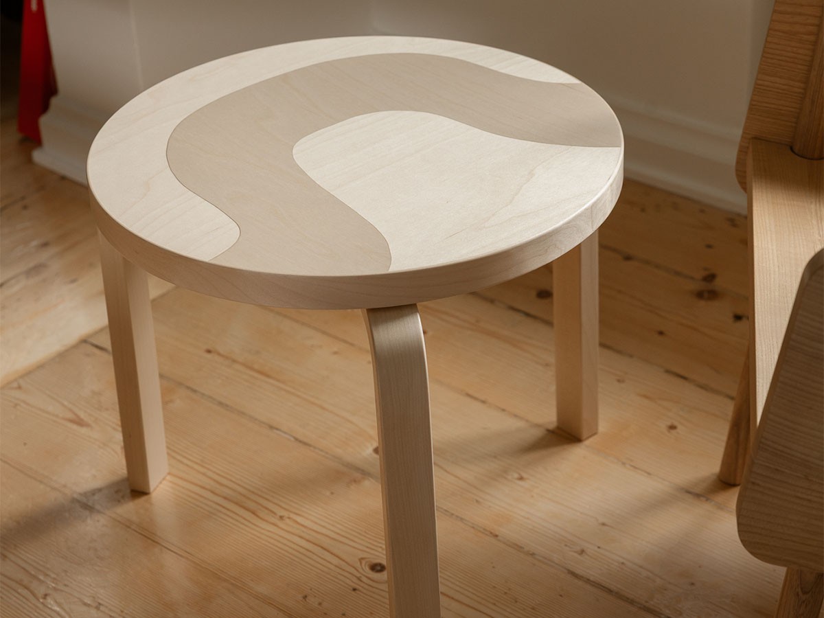 Artek Artek + Marimekko
TABLE 90D Seireeni / アルテック アルテック + マリメッコ
90D テーブル セイレーニ （テーブル > ローテーブル・リビングテーブル・座卓） 7