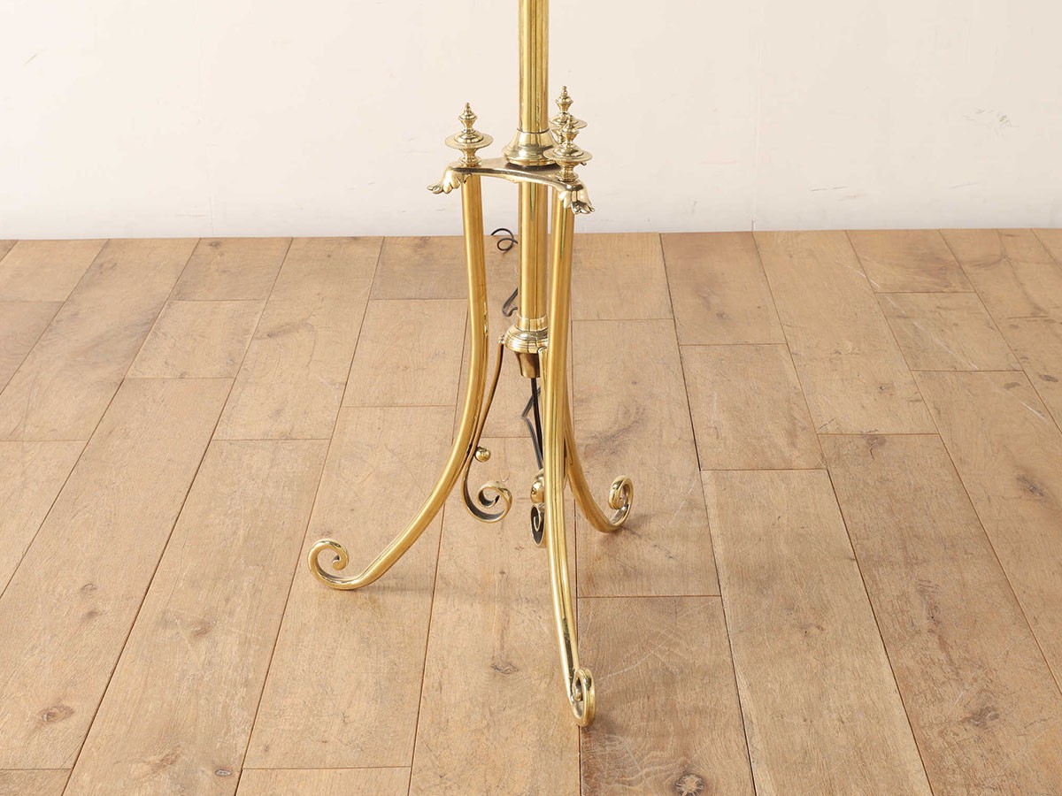 Lloyd's Antiques Real Antique
Brass Floor Lamp / ロイズ・アンティークス 英国アンティーク家具
ブラスフロアランプ QD009109 （ライト・照明 > フロアライト・フロアスタンド） 9