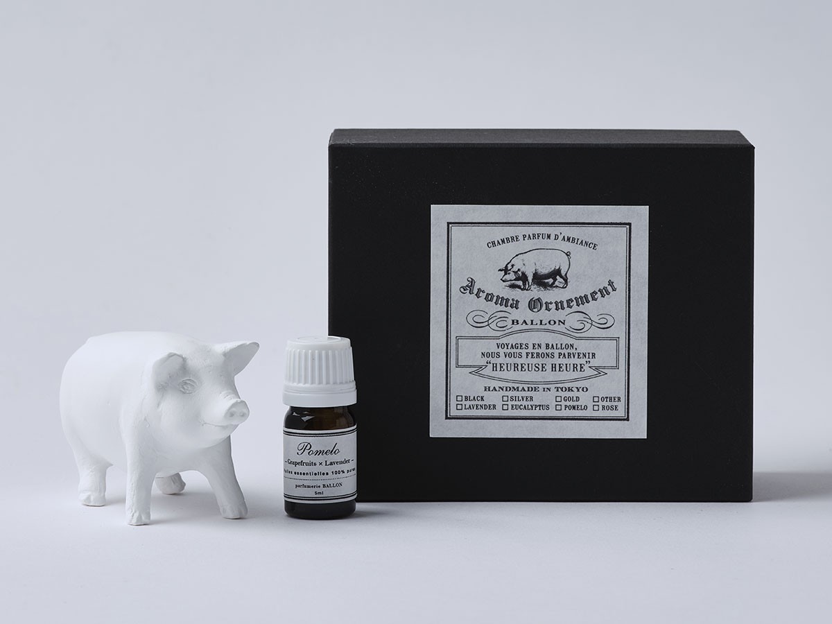 BALLON AROMA ORNAMENT
Walking Little Pig / バロン アロマオーナメント 
ウォーキング リトルピッグ （インテリア雑貨 > ルームフレグランス） 2