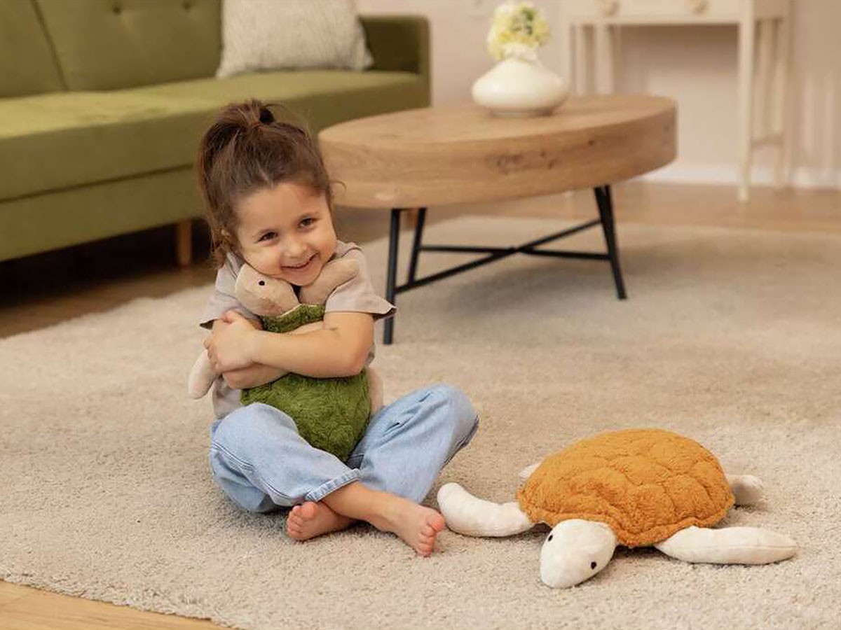 SENGER Naturwelt Cuddly Animal Turtle / ゼンガーナチュウェルト カドリーアニマル タートル S（ファーグリーン） （キッズ家具・ベビー用品 > おもちゃ・玩具） 2