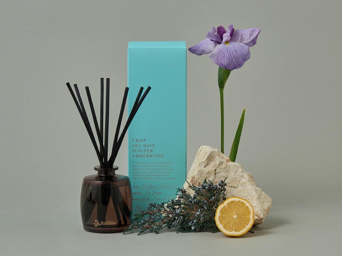 Urban Rituelle APOTHECA
FRAGRANCE DIFFUSER
CRISP SEAMIST / アーバンリチュエル アポセカ フレグランスディフューザー（クリスプシーミスト） （雑貨・その他インテリア家具 > ディフューザー・キャンドル） 3