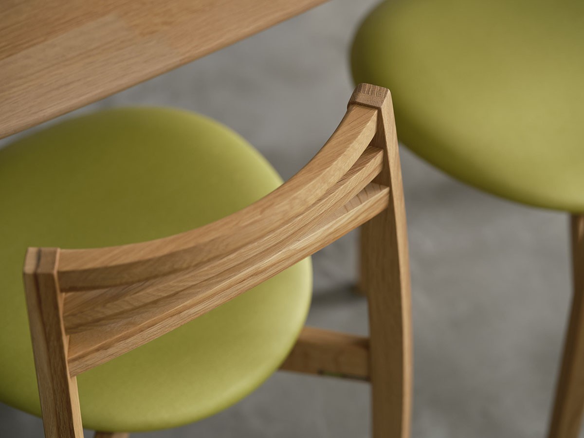 サントリー樽ものがたり SUNTORY × KARIMOKU
TARURU Dining Chair / さんとりーたるものがたり サントリー樽ものがたり by カリモク
タルル ダイニングチェア（張座） （チェア・椅子 > ダイニングチェア） 12