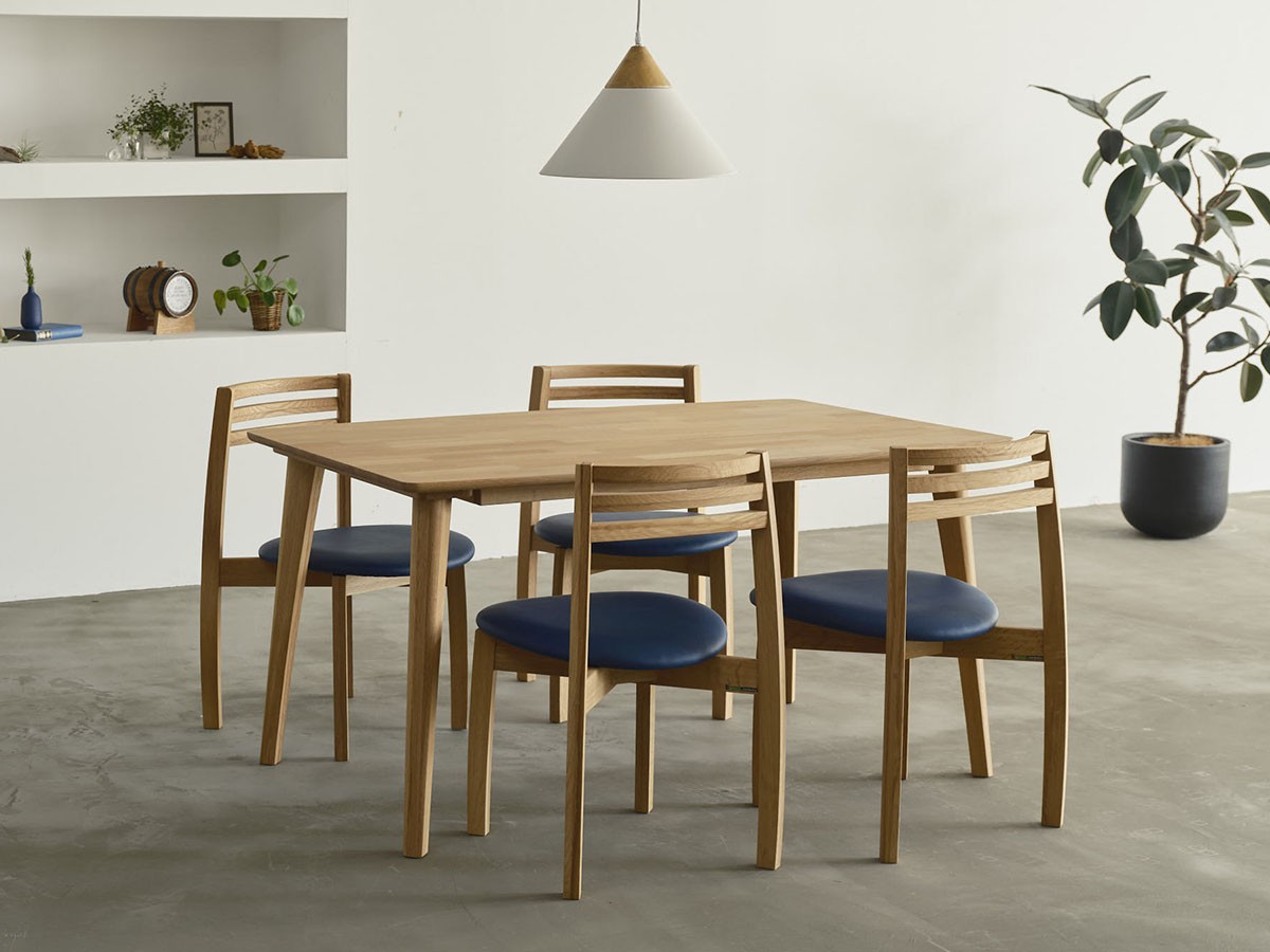 サントリー樽ものがたり SUNTORY × KARIMOKU
TARURU Dining Chair / さんとりーたるものがたり サントリー樽ものがたり by カリモク
タルル ダイニングチェア（張座） （チェア・椅子 > ダイニングチェア） 3