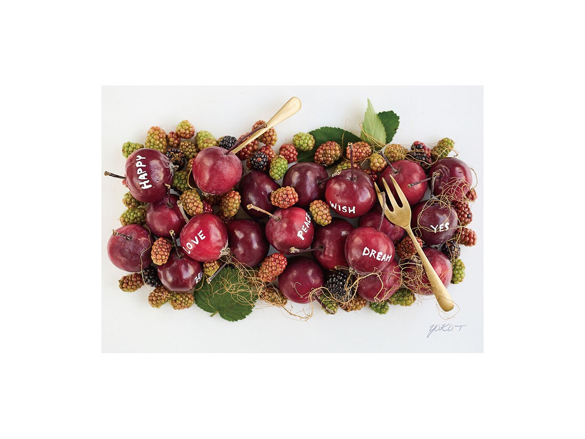 Food inspiered Whispers on Apples