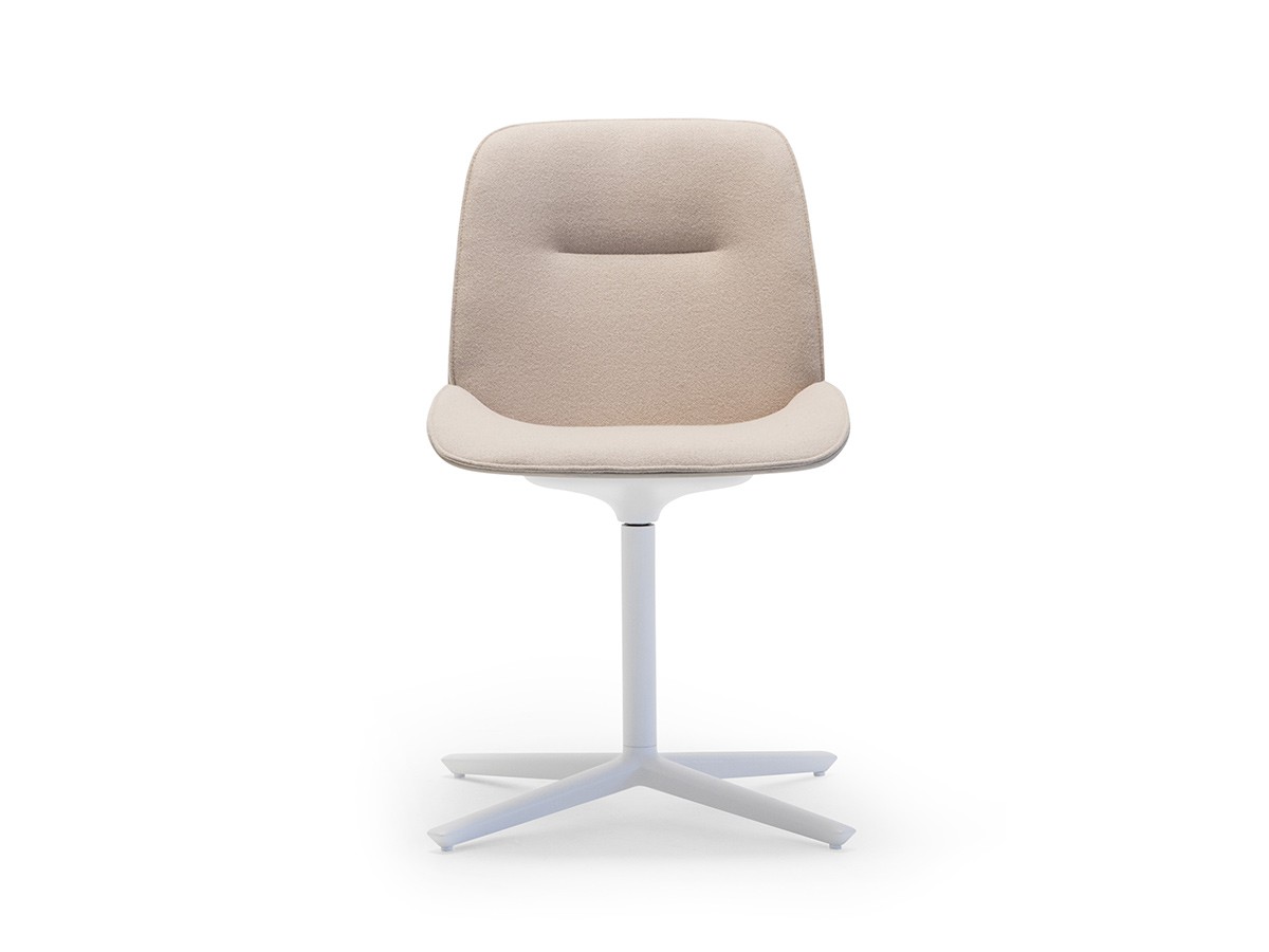 Andreu World Nuez Chair
Upholstered Shell Pad / アンドリュー・ワールド ヌエス SI2786
チェア 回転式スターベース（シェルパッド） （チェア・椅子 > ダイニングチェア） 3