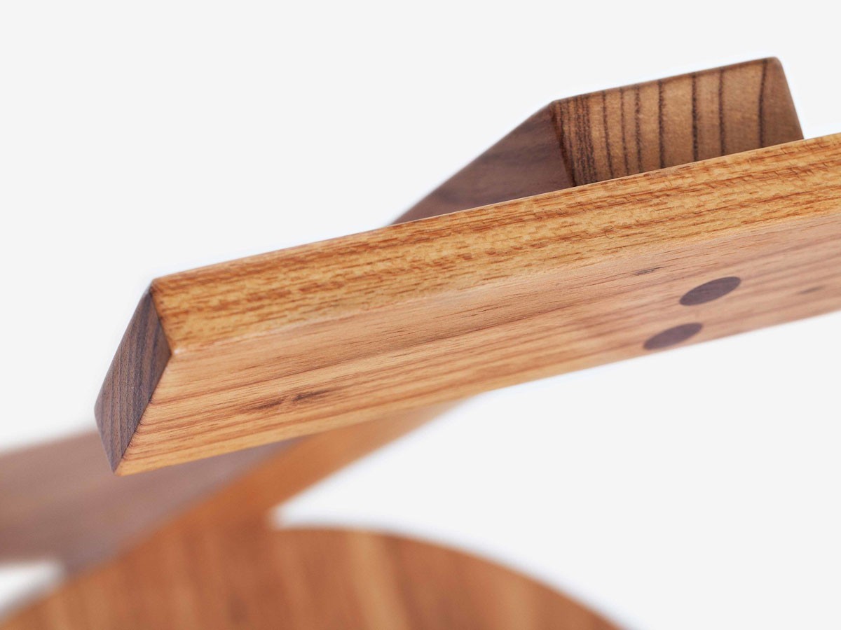 Marcenaria Barauna Girafa  Embroiderer / マルセナリア・バラウナ ジラファ エンブロイダラー （チェア・椅子 > 座椅子・ローチェア） 15