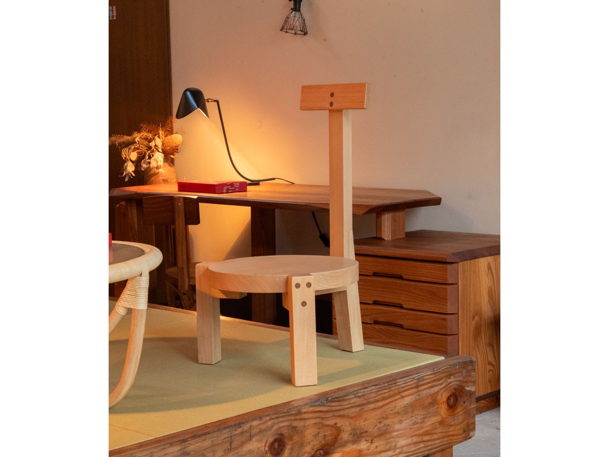 Marcenaria Barauna Girafa  Embroiderer / マルセナリア・バラウナ ジラファ エンブロイダラー （チェア・椅子 > 座椅子・ローチェア） 6