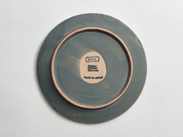 MISHIM POTTERY CREATION StiLL round plate S / ミシンポタリークリエイション スティル ラウンドプレート S（藍墨茶） （食器・テーブルウェア > 皿・プレート） 30