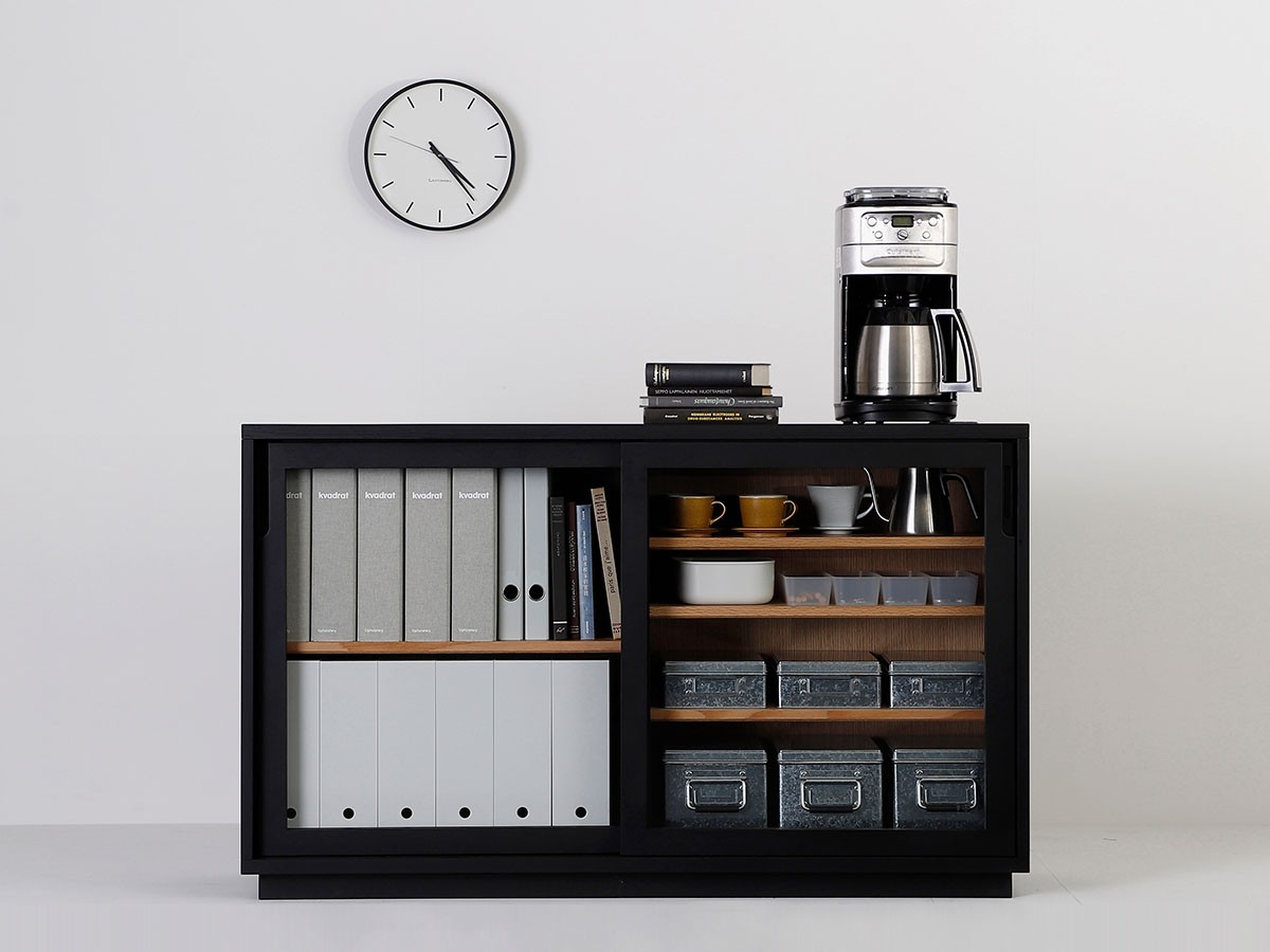 日進木工 ac-cent board SUU Sideboard / にっしんもっこう アクセントボード スー 引き戸サイドボード ガラス扉 （収納家具 > サイドボード・リビングボード） 2