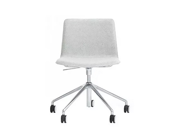 Andreu World Flex Chair
Fully Upholstered Shell / アンドリュー・ワールド フレックス チェア SI1306
キャスターベース アルミニウム製（フルパッド） （チェア・椅子 > オフィスチェア・デスクチェア） 1