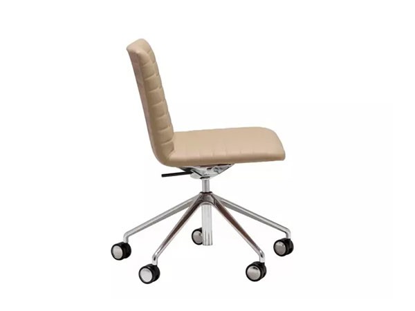 Andreu World Flex Executive Low Back Chair / アンドリュー・ワールド フレックス エグゼクティブ SI1856
ローバックチェア キャスターベース アルミニウム製 （チェア・椅子 > オフィスチェア・デスクチェア） 7