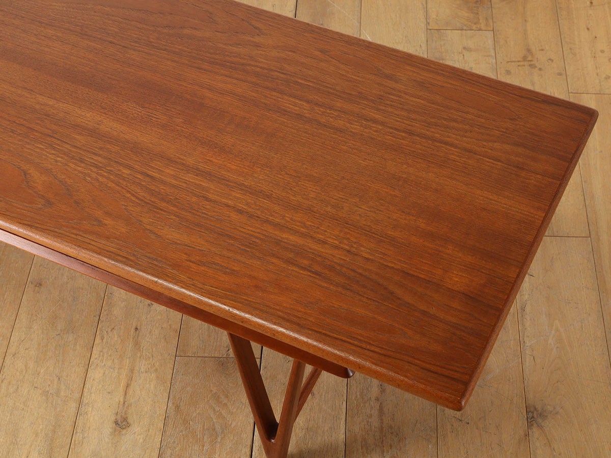 Lloyd's Antiques Real Antique
E.W. Bach Coffee Table Model.32 / ロイズ・アンティークス デンマークアンティーク家具
イー ダブリュー バッハ コーヒーテーブル モデル32 （テーブル > ローテーブル・リビングテーブル・座卓） 9