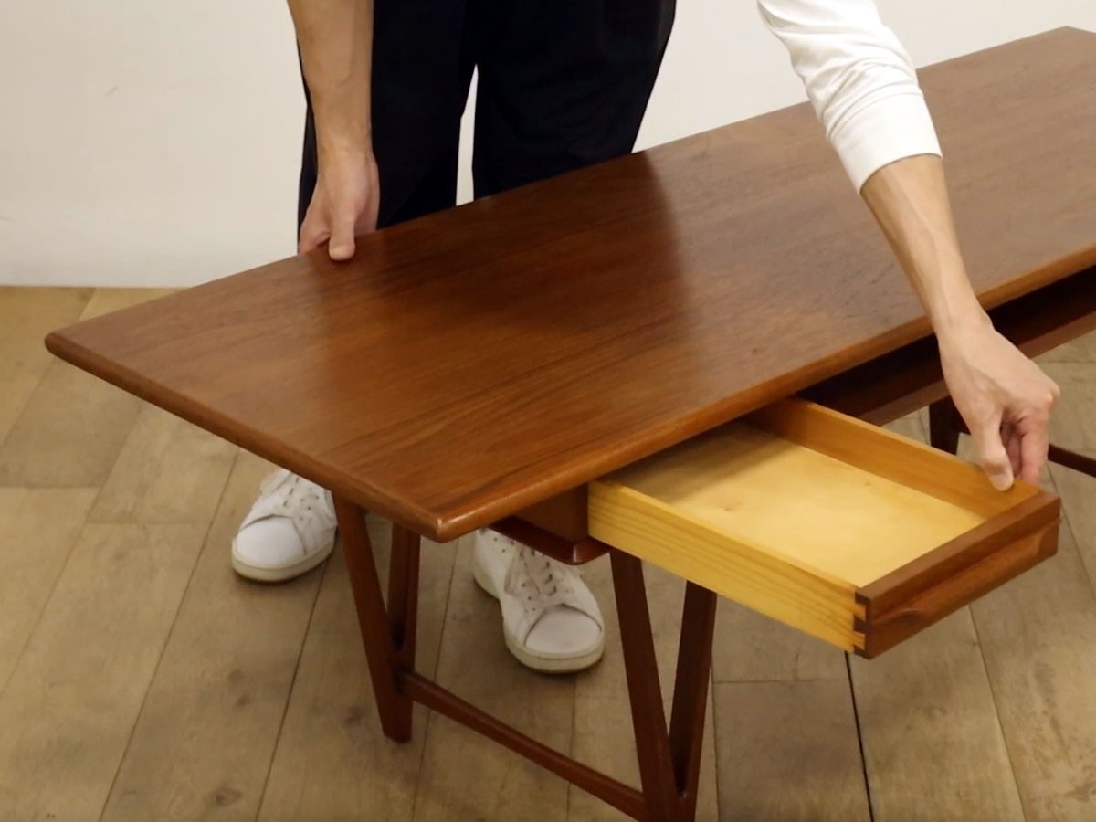 Lloyd's Antiques Real Antique
E.W. Bach Coffee Table Model.32 / ロイズ・アンティークス デンマークアンティーク家具
イー ダブリュー バッハ コーヒーテーブル モデル32 （テーブル > ローテーブル・リビングテーブル・座卓） 16