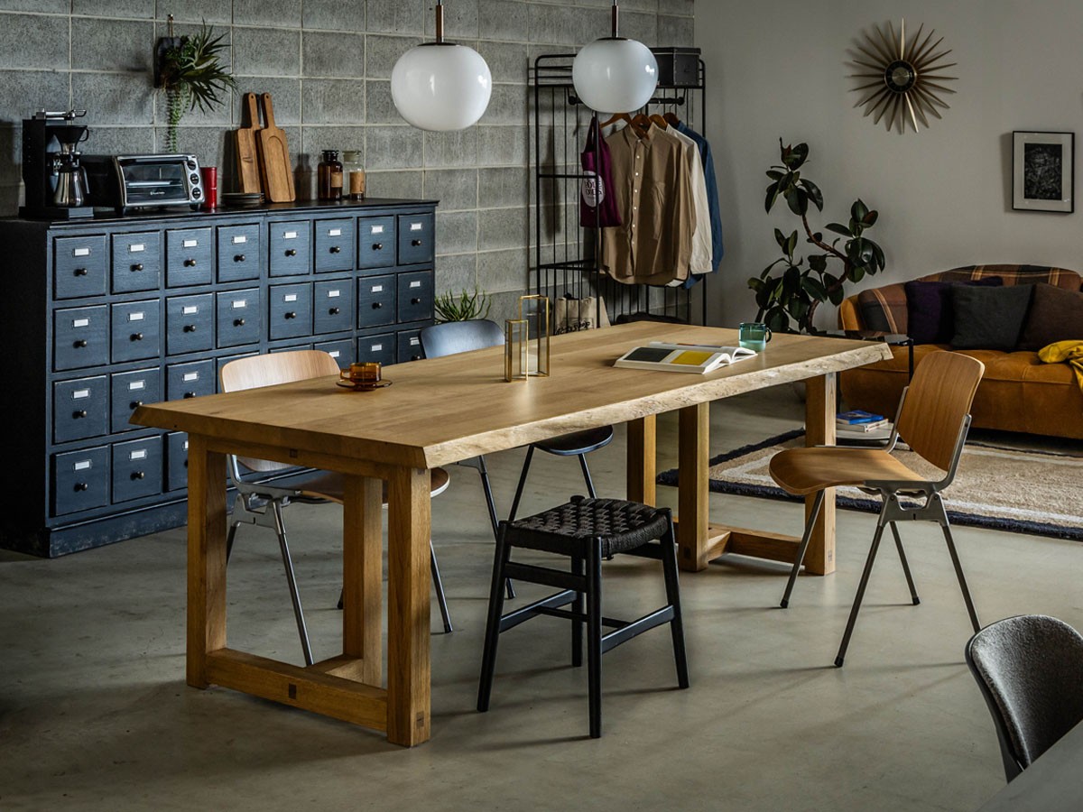 Easy Life SOLIT DINING TABLE / イージーライフ ソリット ダイニングテーブル
ライブエッジ天板 + 木脚 （テーブル > ダイニングテーブル） 8