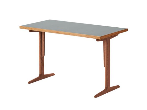 KUUM Table
