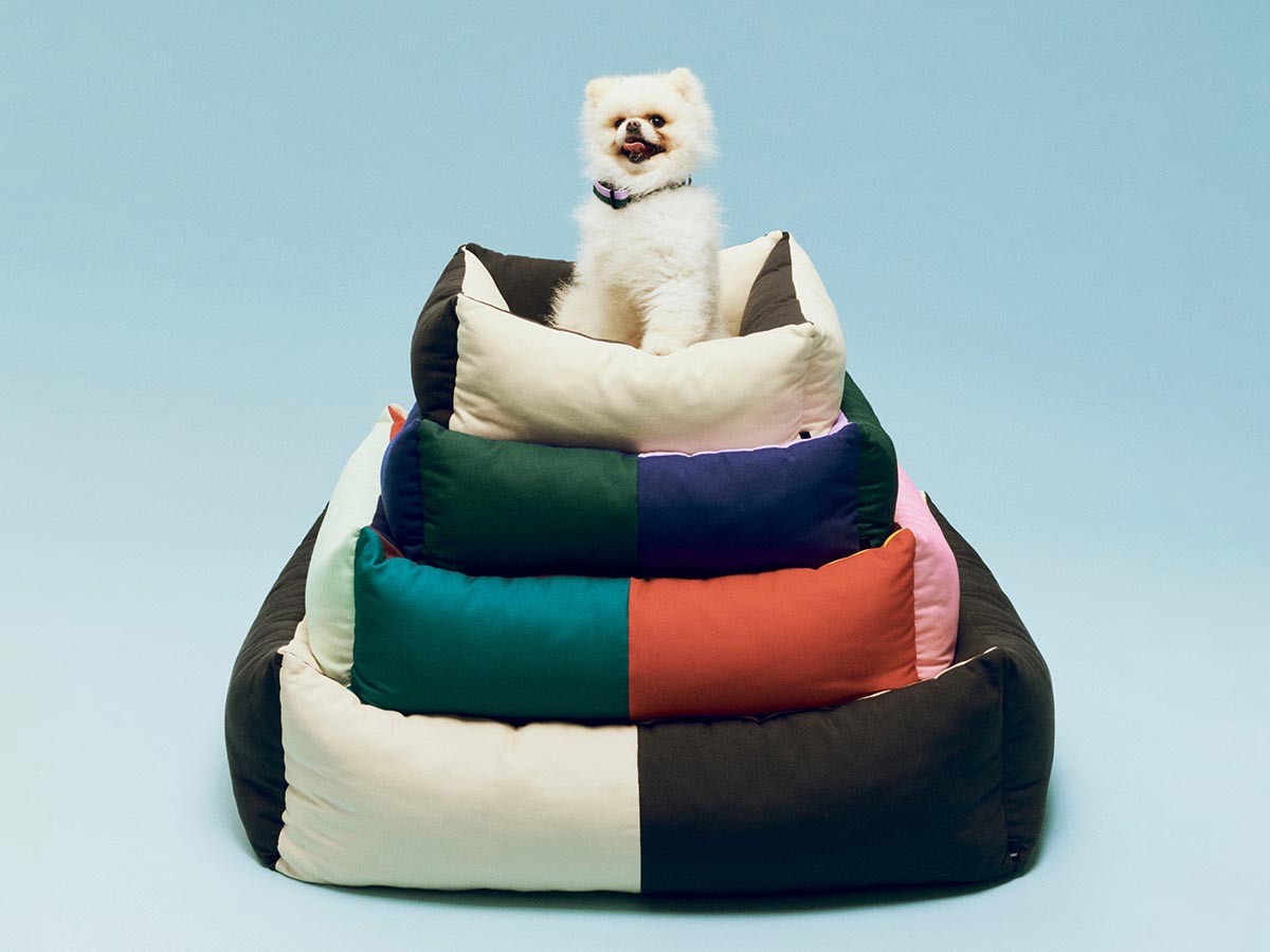 HAY HAY DOGS BY HOLLY GOLIGHTLY
DOGS BED SMALL / ヘイ ヘイ ドッグ コレクション
ドッグベッド スモール （インテリア雑貨 > ペット用品） 3