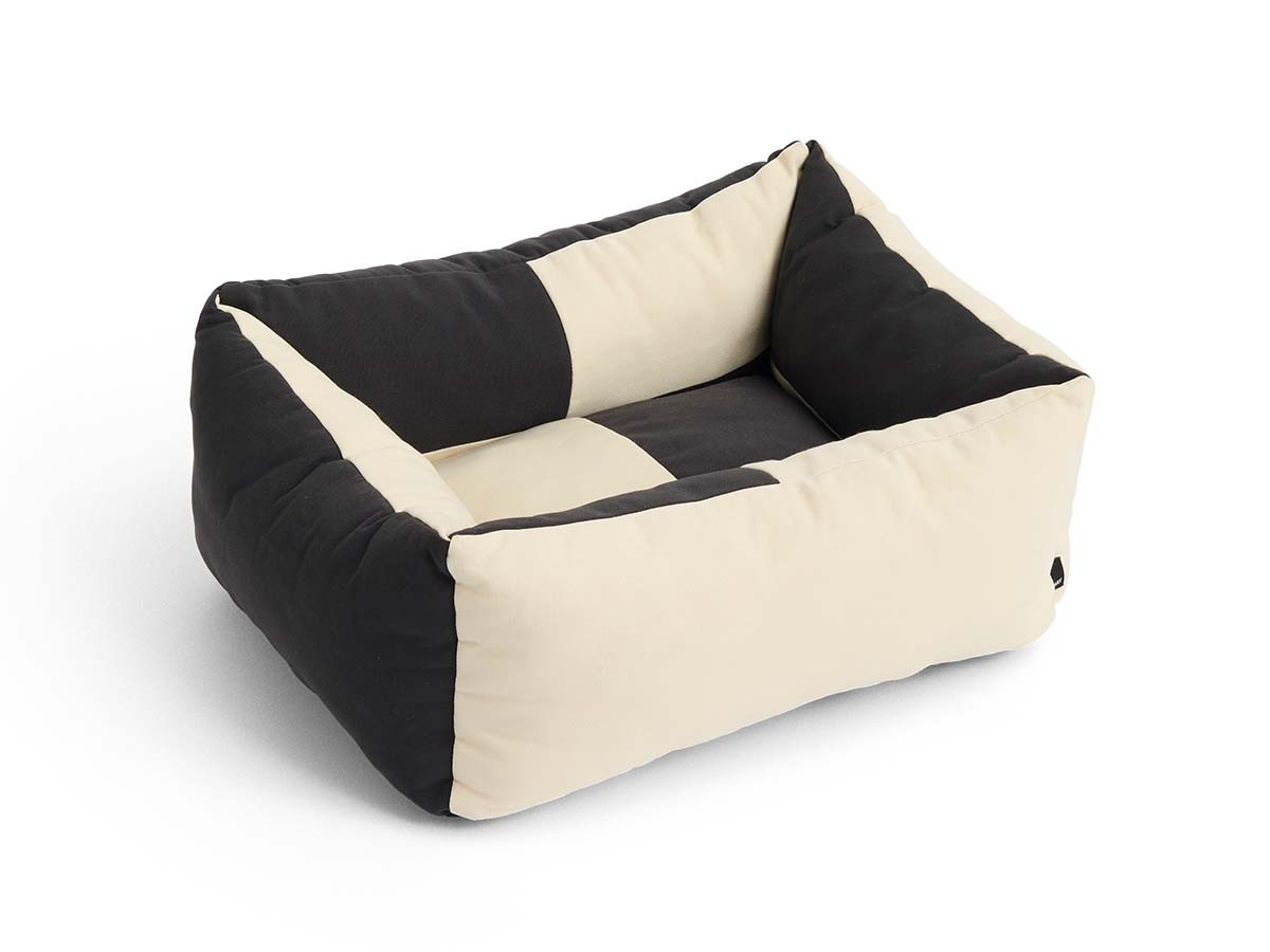 HAY HAY DOGS BY HOLLY GOLIGHTLY
DOGS BED X-SMALL