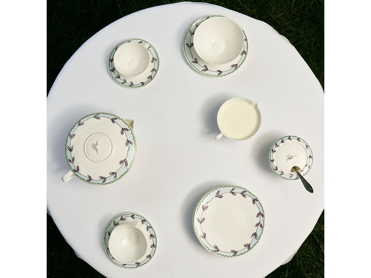 MIDNIGHT FLOWERS by MARNI
Jug Blossom Milk / ミッドナイトフラワーズ バイ マルニ
ジャグ ブロッサムミルク （食器・テーブルウェア > コーヒーカップ・ティーカップ） 6