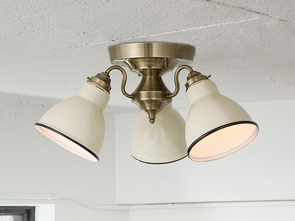 CUSTOM SERIES
3 Ceiling Lamp × Emission Steel / カスタムシリーズ
3灯シーリングランプ × スチール（エミッション） （ライト・照明 > シーリングライト） 6