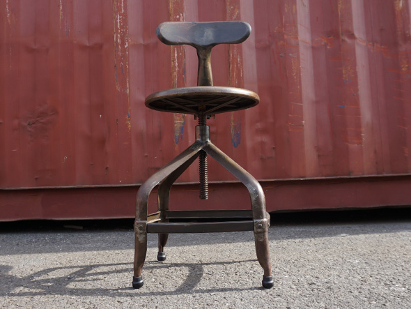 Spindle Chair 9