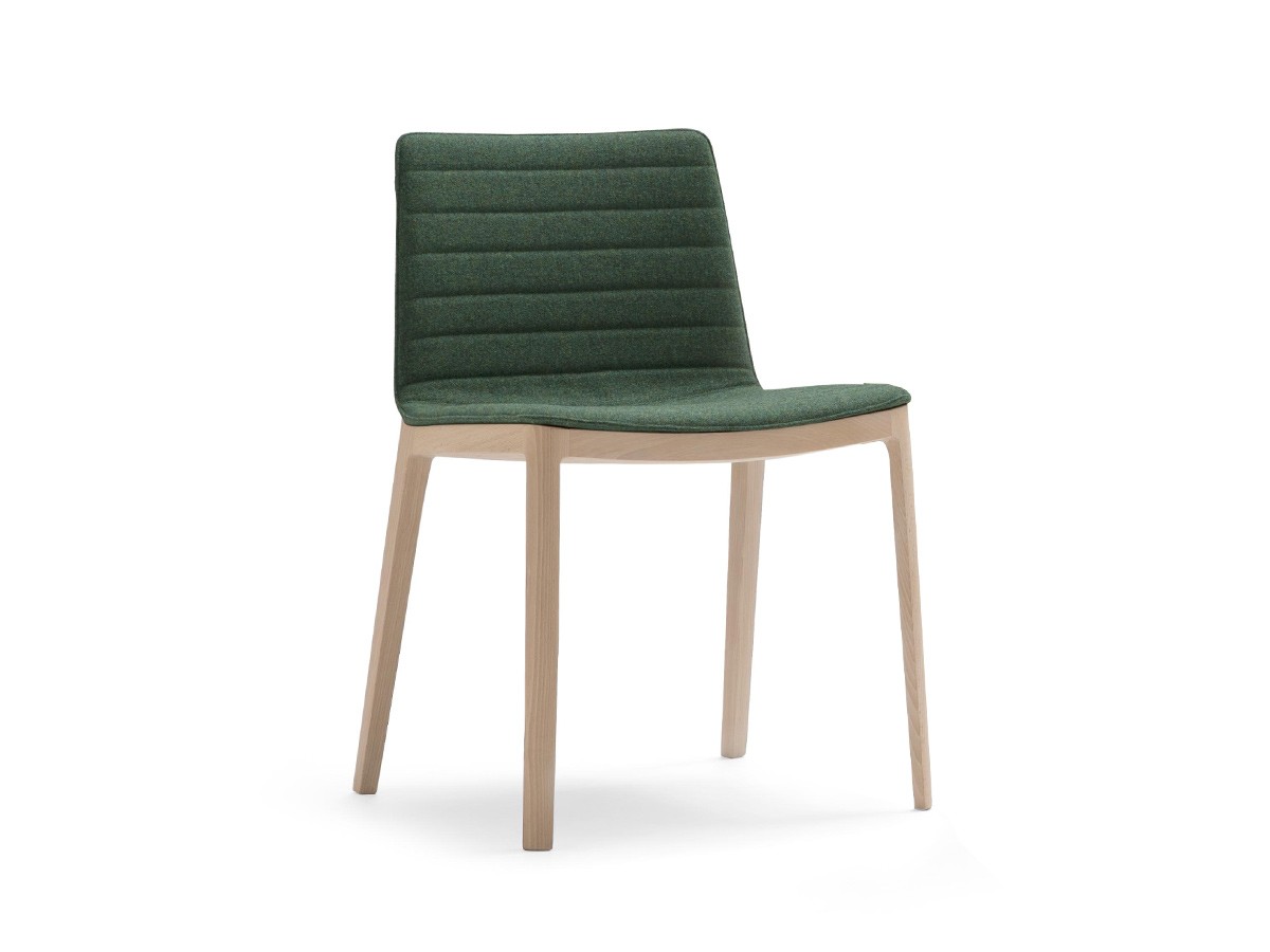 Andreu World Flex Chair
Fully Upholstered Shell / アンドリュー・ワールド フレックス チェア SI1314
木脚（フルパッド） （チェア・椅子 > ダイニングチェア） 1