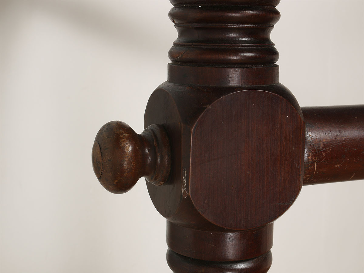 Lloyd's Antiques Real Antique
Victorian Hanging Rail / ロイズ・アンティークス 英国アンティーク家具
ヴィクトリアン ハンギングレール （ハンガーラック・コートハンガー > ハンガーラック） 5