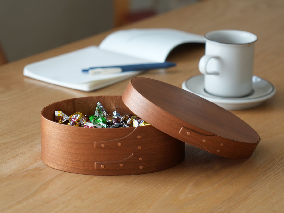 FLYMEe Vert&nbsp;Shaker Oval Box