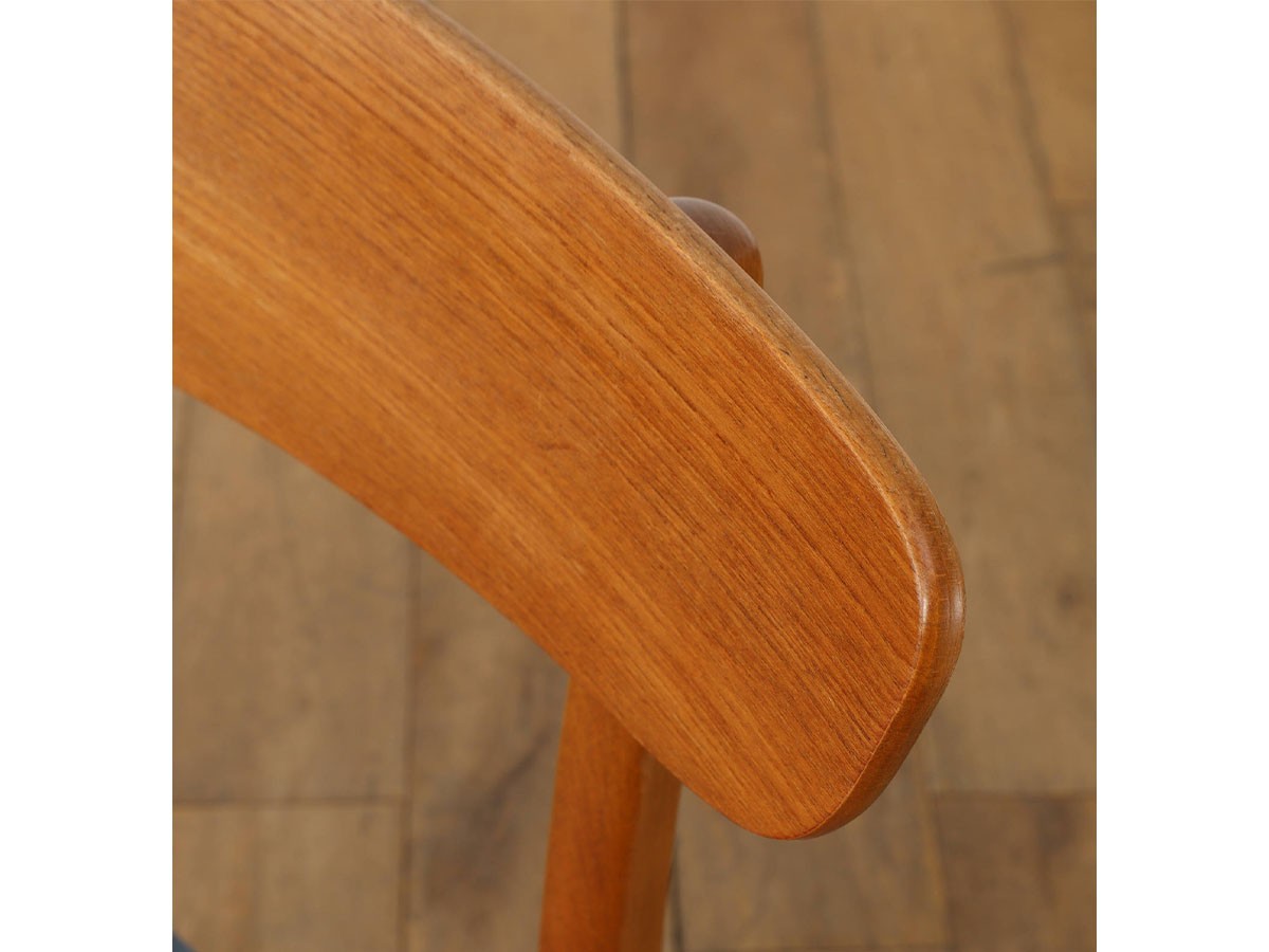 Lloyd's Antiques Real Antique
Dining Chair / ロイズ・アンティークス デンマークアンティーク家具
ダイニングチェア QM008407 （チェア・椅子 > ダイニングチェア） 14