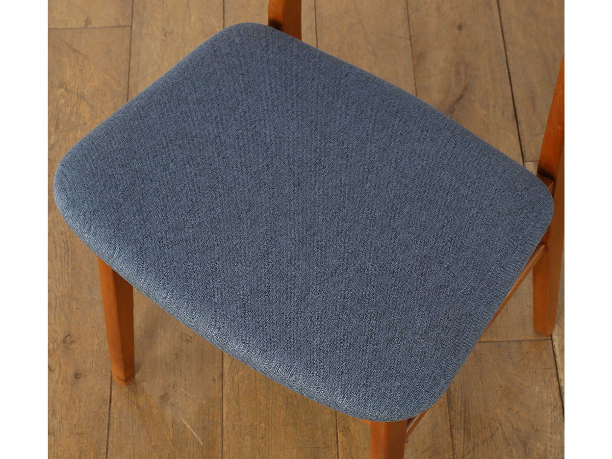 Lloyd's Antiques Real Antique
Dining Chair / ロイズ・アンティークス デンマークアンティーク家具
ダイニングチェア QM008407 （チェア・椅子 > ダイニングチェア） 16