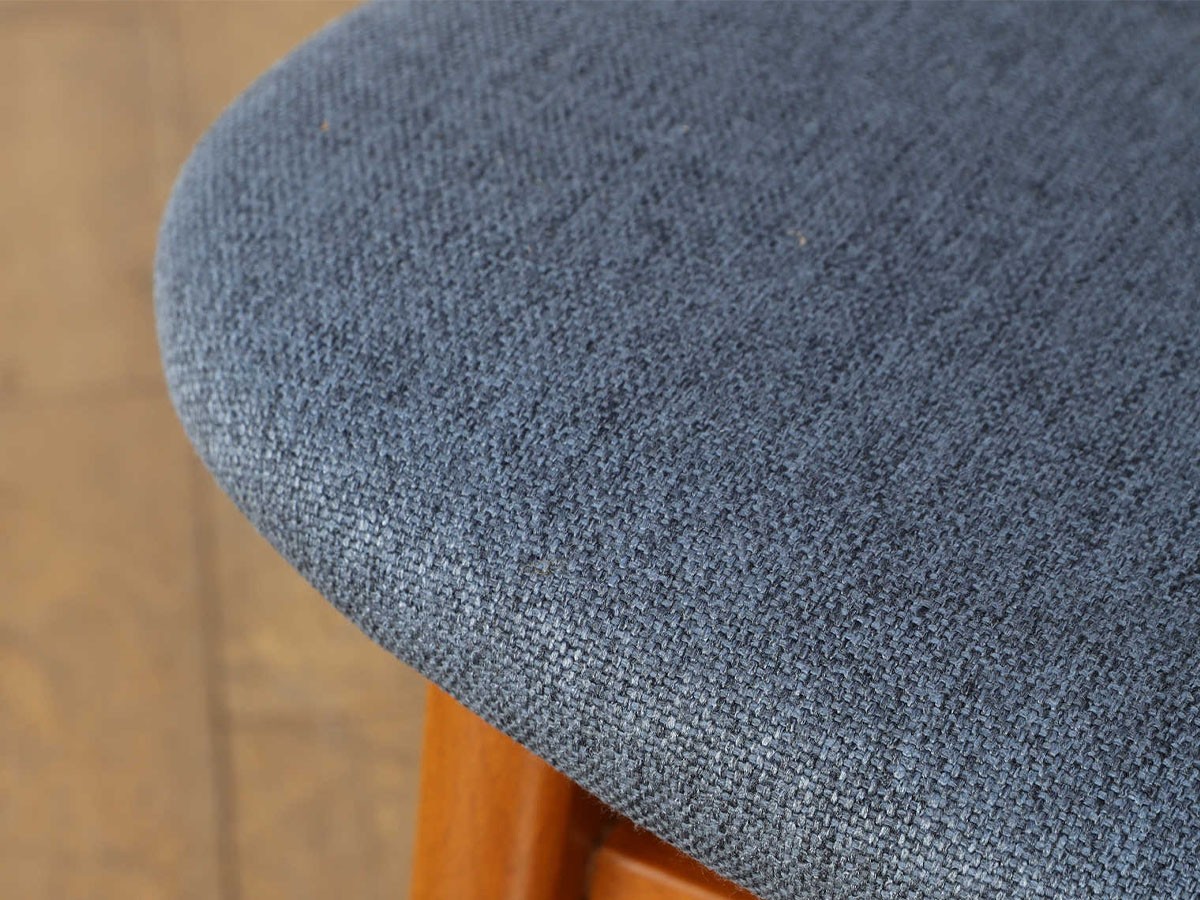 Lloyd's Antiques Real Antique
Dining Chair / ロイズ・アンティークス デンマークアンティーク家具
ダイニングチェア QM008407 （チェア・椅子 > ダイニングチェア） 19