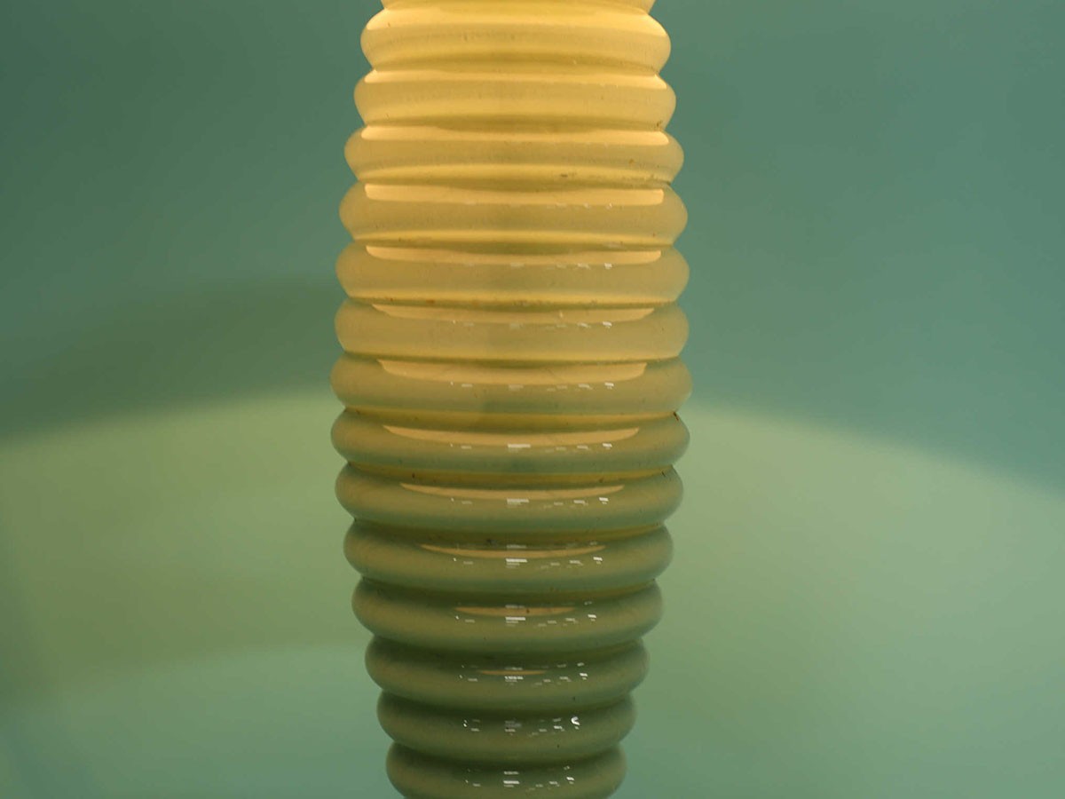 Lloyd's Antiques Real Antique
Italian Green Glass Table Lamp / ロイズ・アンティークス イタリアアンティーク家具
イタリアン グリーングラス テーブルランプ （ライト・照明 > テーブルランプ） 9