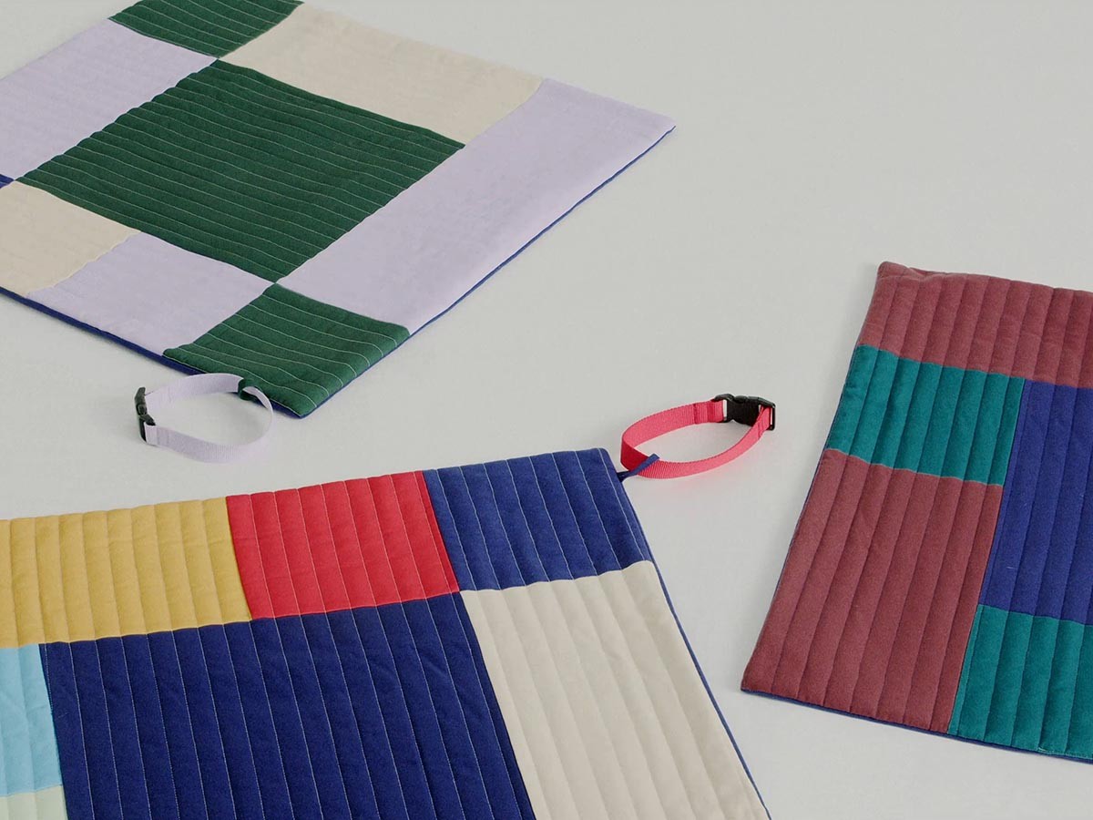 HAY HAY DOGS BY HOLLY GOLIGHTLY
DOGS TRAVEL BLANKET / ヘイ ヘイ ドッグ コレクション
ドッグトラベルブランケット （インテリア雑貨 > ペット用品） 7