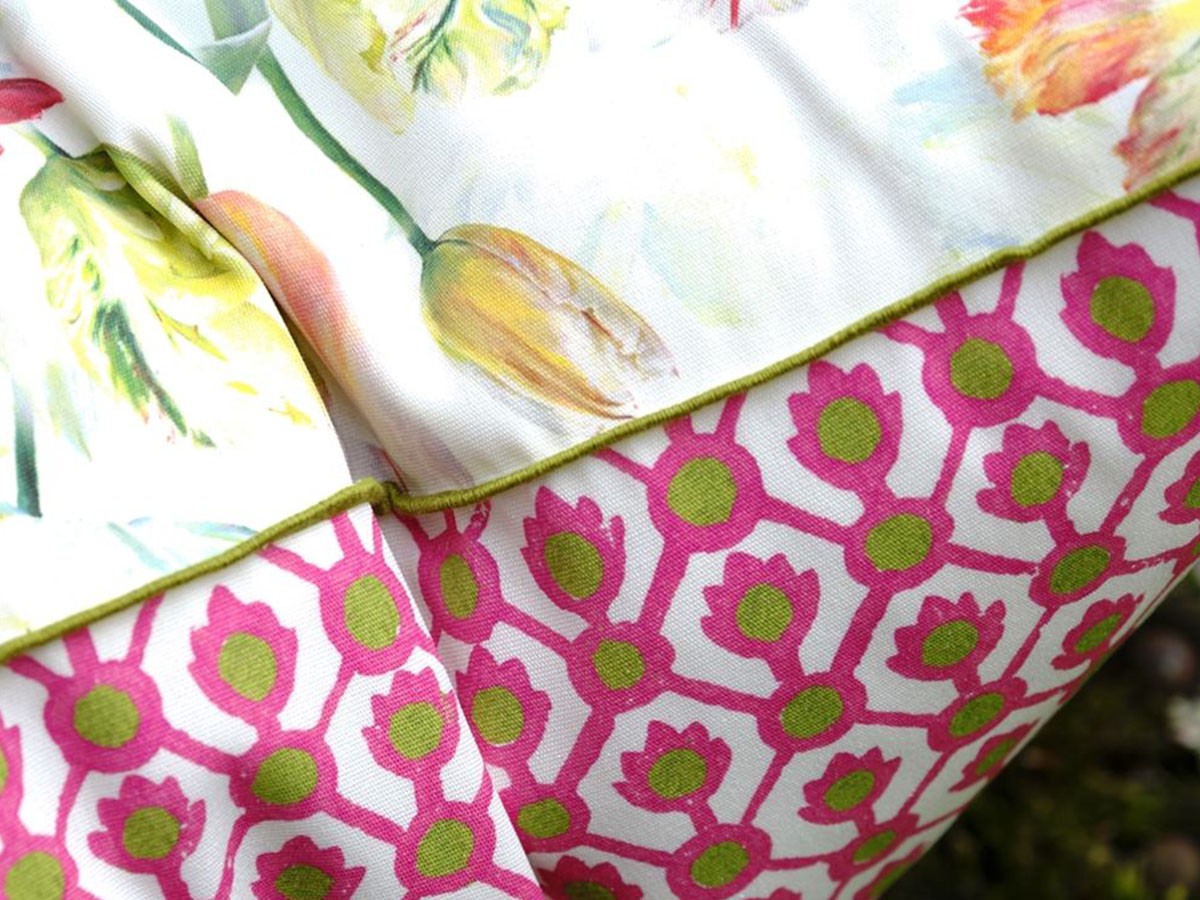 DESIGNERS GUILD Tulip Garden Outdoor Cushion / デザイナーズギルド チューリップ ガーデン アウトドア クッション 60 × 45cm（アザレア） （クッション > クッション・クッションカバー） 4