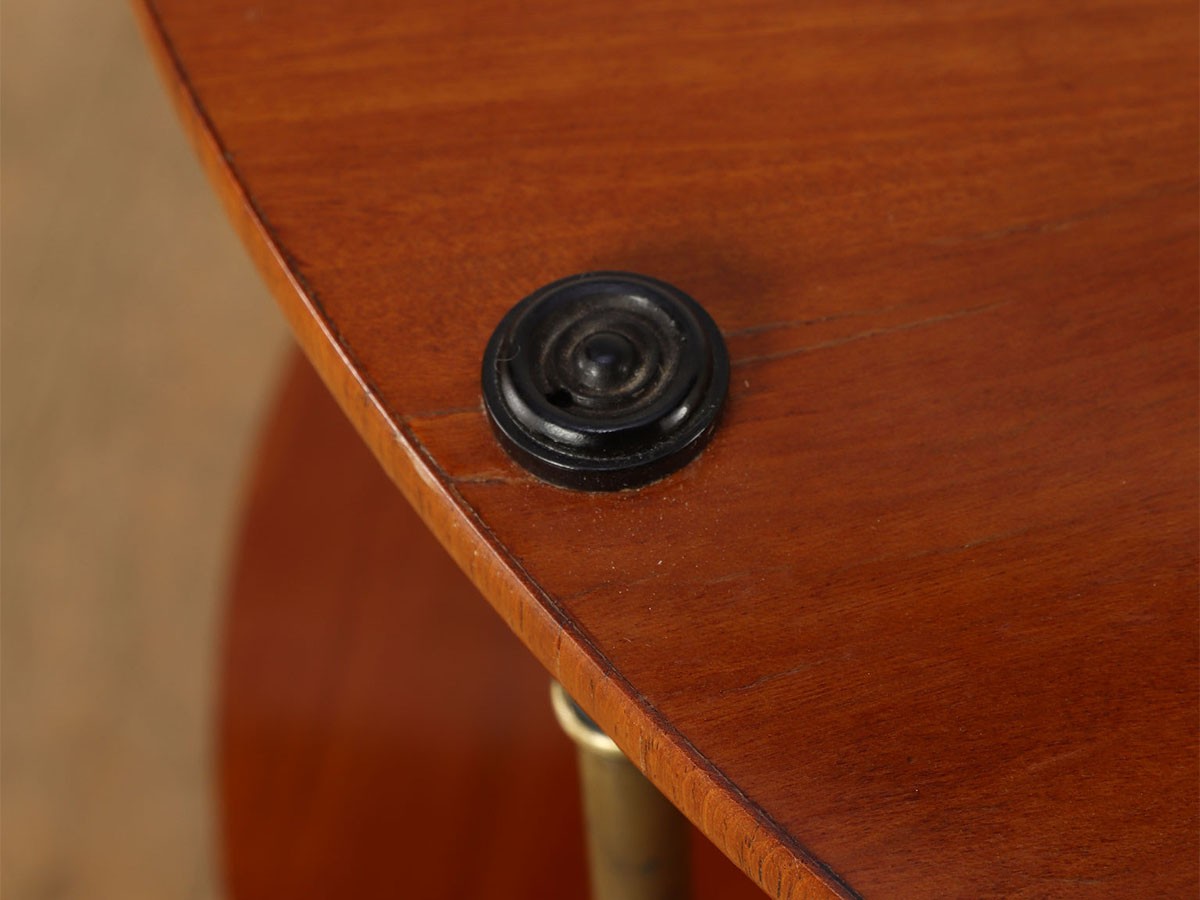 Lloyd's Antiques Real Antique
Regency Dumbwaiter / ロイズ・アンティークス 英国アンティーク家具
リージェンシーダムウェイター （テーブル > サイドテーブル） 9