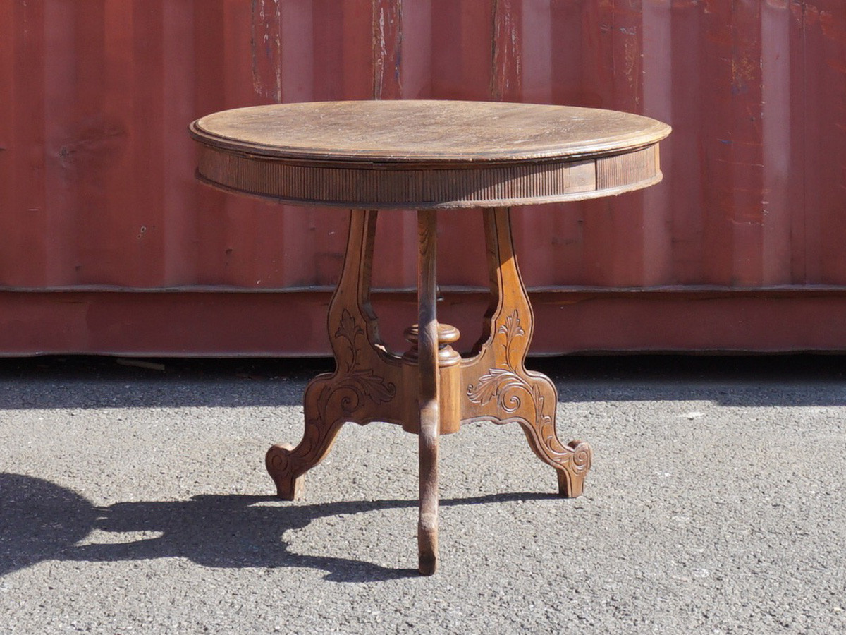 RE : Store Fixture UNITED ARROWS LTD. Carving Round Table / リ ストア フィクスチャー ユナイテッドアローズ カービング ラウンドテーブル （テーブル > カフェテーブル） 1