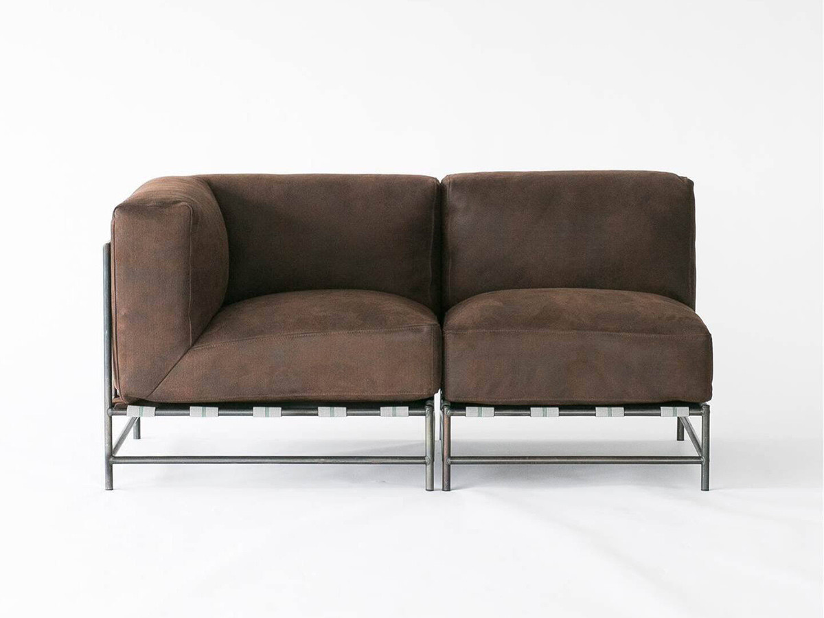 JOURNAL STANDARD FURNITURE LAVAL SECTIONAL SOFA ARMLESS 