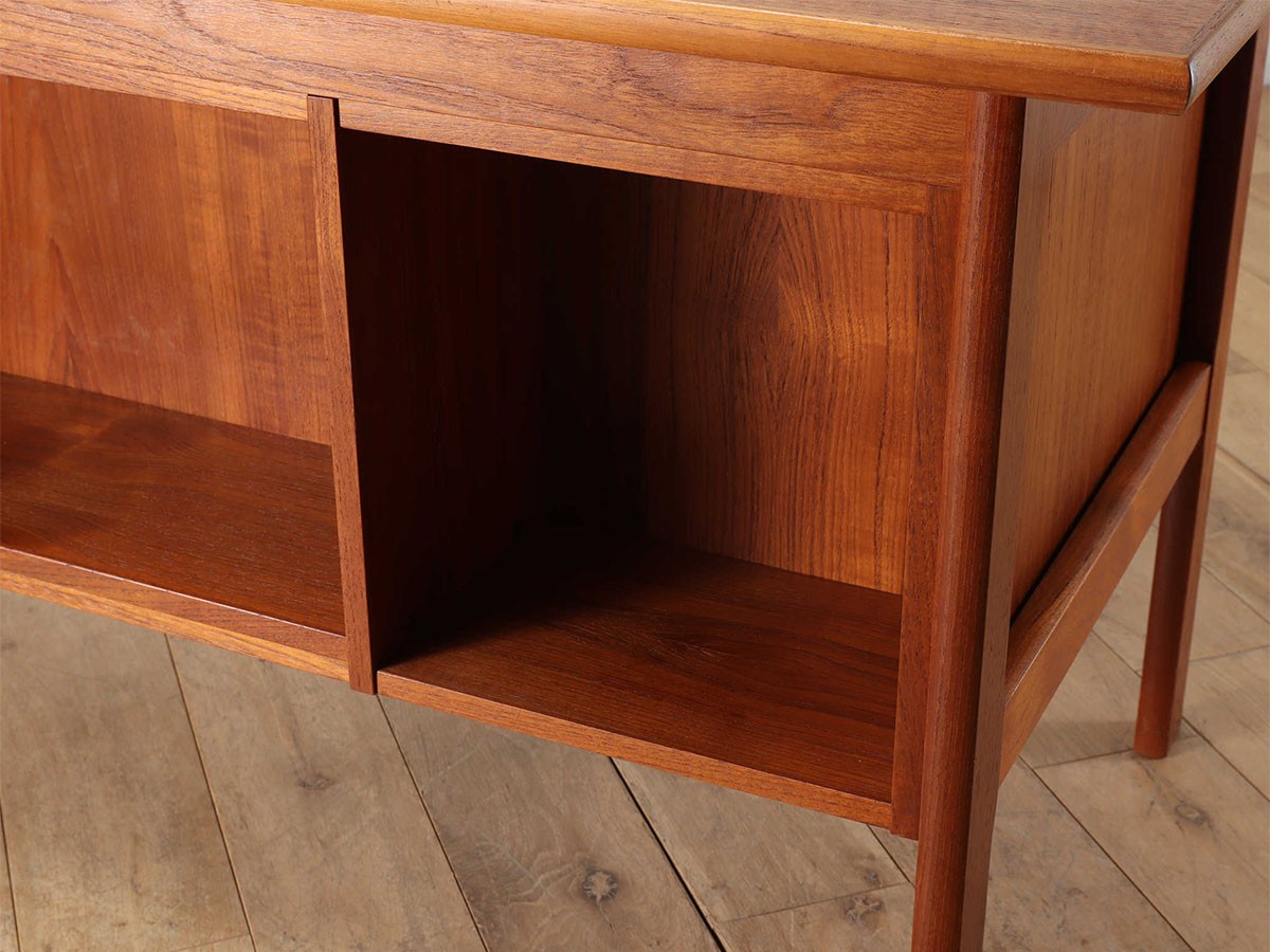 Lloyd's Antiques Real Antique Desk / ロイズ・アンティークス