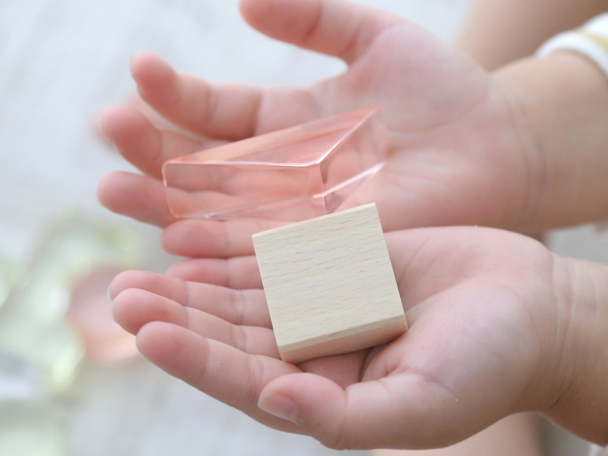 Lumiere Cubes / ルミエール キューブ
アクリル＆木の積み木 43ピース （キッズ家具・ベビー用品 > おもちゃ・玩具） 11