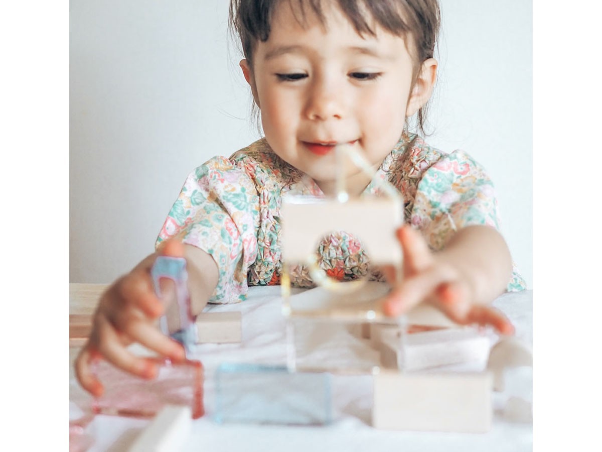 Lumiere Cubes / ルミエール キューブ
アクリル＆木の積み木 43ピース （キッズ家具・ベビー用品 > おもちゃ・玩具） 7
